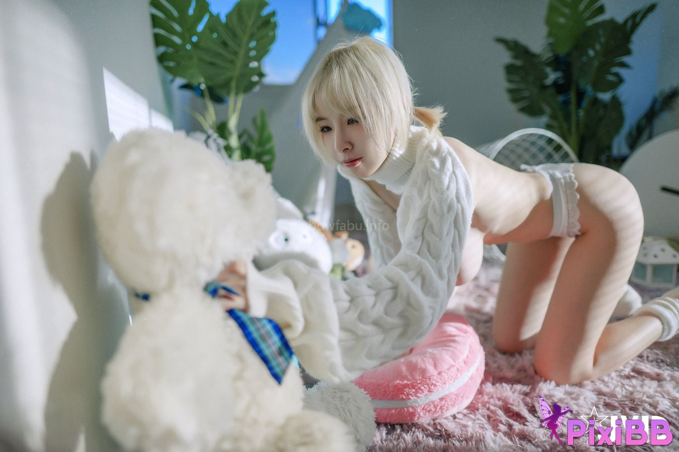 JVID Li Fei Er Bu Ai Chuan Yi Fu De Ju Ru You Huo Bei Chong Zhuang Huang Dong Rang Ren Xie Mo Pen Zhang PixiBB.COM 062