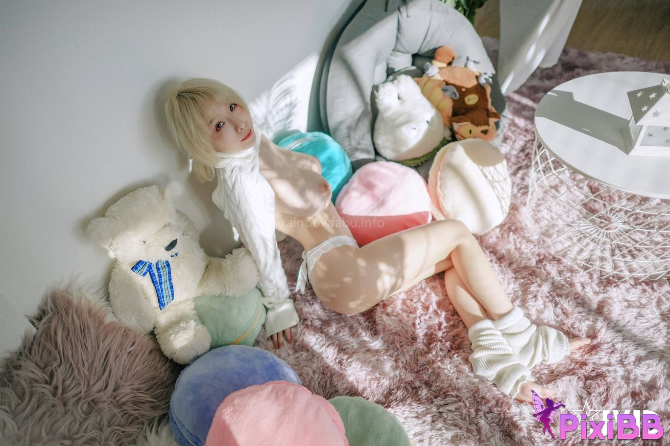 JVID Li Fei Er Bu Ai Chuan Yi Fu De Ju Ru You Huo Bei Chong Zhuang Huang Dong Rang Ren Xie Mo Pen Zhang PixiBB.COM 088