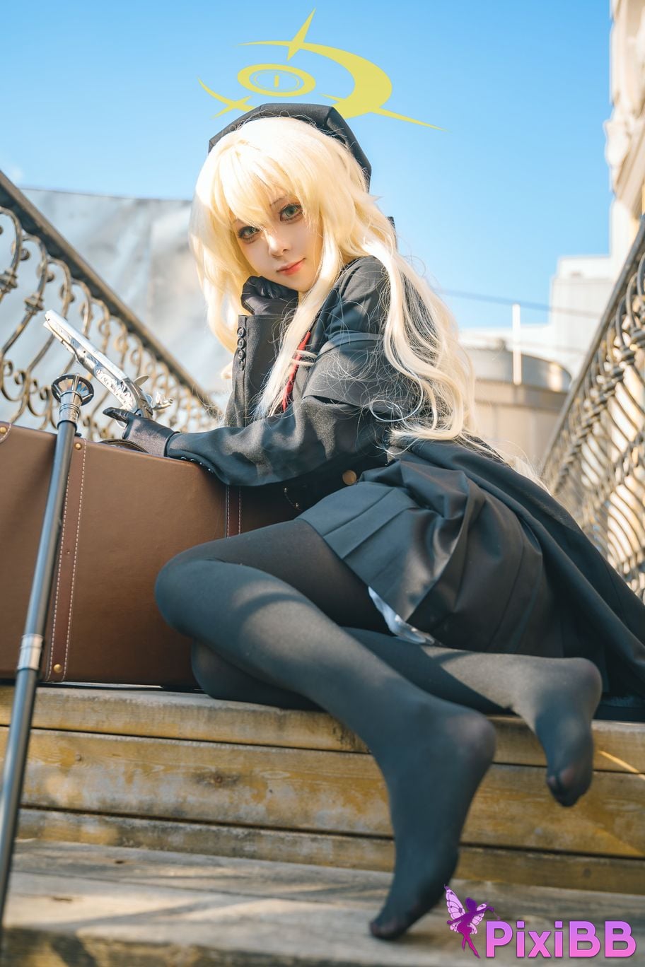 Cosplayer vector fish Laughing Professor PixiBB.COM 019