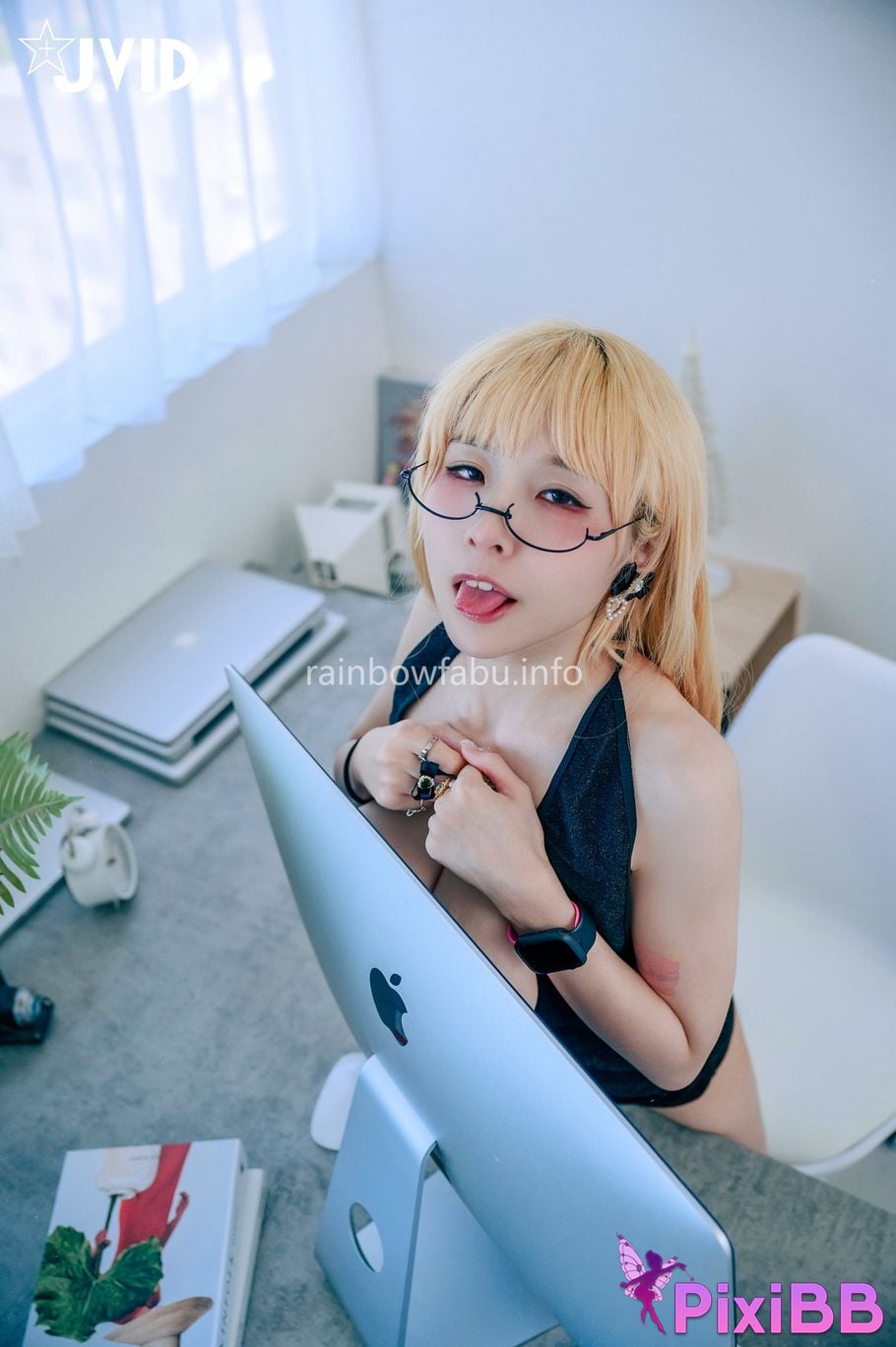 JVID Li Fei Er Diao Jiao Xing Gan Ju Ru Xiao Mu Gou Went to a nightclub the night before Jiu Tou Dai Nan Ren Hui Jia Hou SM Bei Cheng Se Yu Man noXing Nu Yang Ji Hua MissK 020