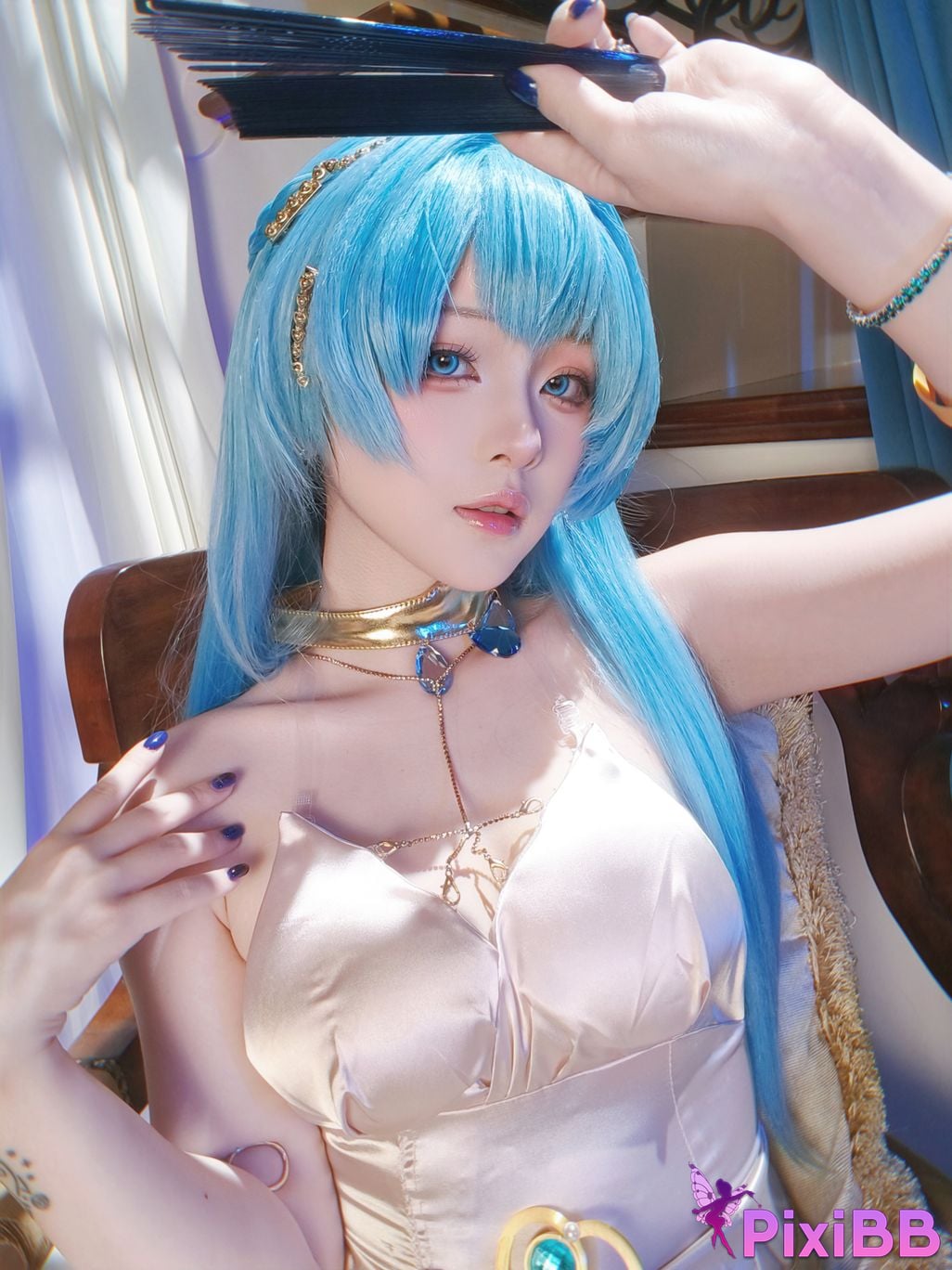 Cosplayer Island fish goddess of victory Nikki Helen dress PixiBB.COM 056