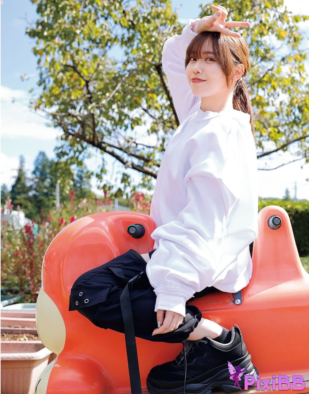 Japanese Idol Sayuri Date P h o t i n e r v w b k T u m l a d p I f PixiBB.COM 007