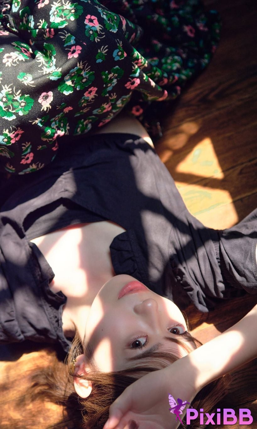 Japanese Idol Sayuri Date photo collection OVER My Girl PHOTO BOOK PixiBB.COM 003