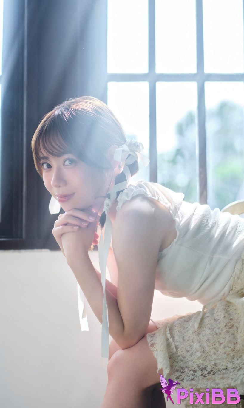 Japanese Idol Sayuri Date photo collection OVER My Girl PHOTO BOOK PixiBB.COM 020