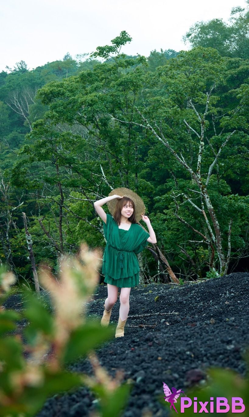 Japanese Idol Sayuri Date photo collection OVER My Girl PHOTO BOOK PixiBB.COM 035