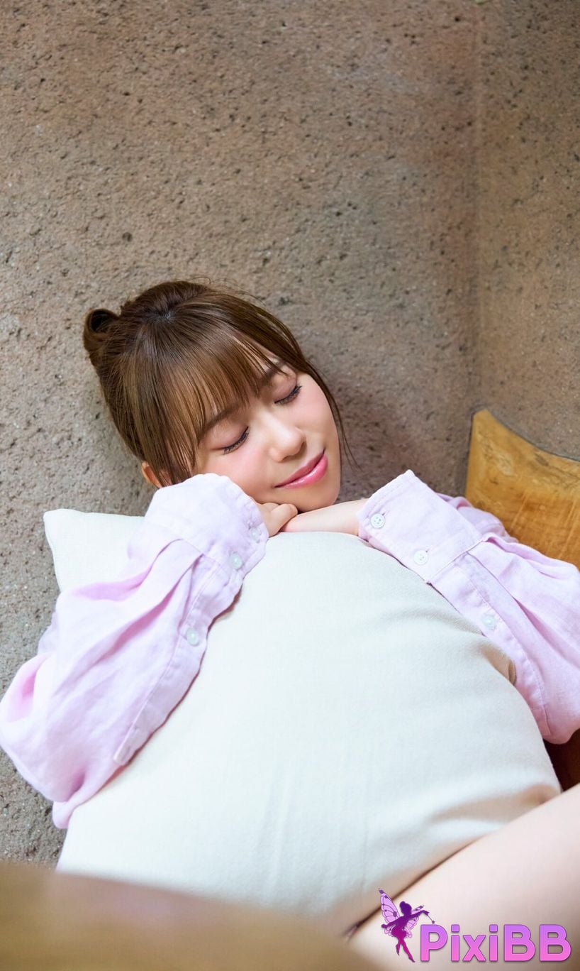 Japanese Idol Sayuri Date photo collection OVER My Girl PHOTO BOOK PixiBB.COM 045