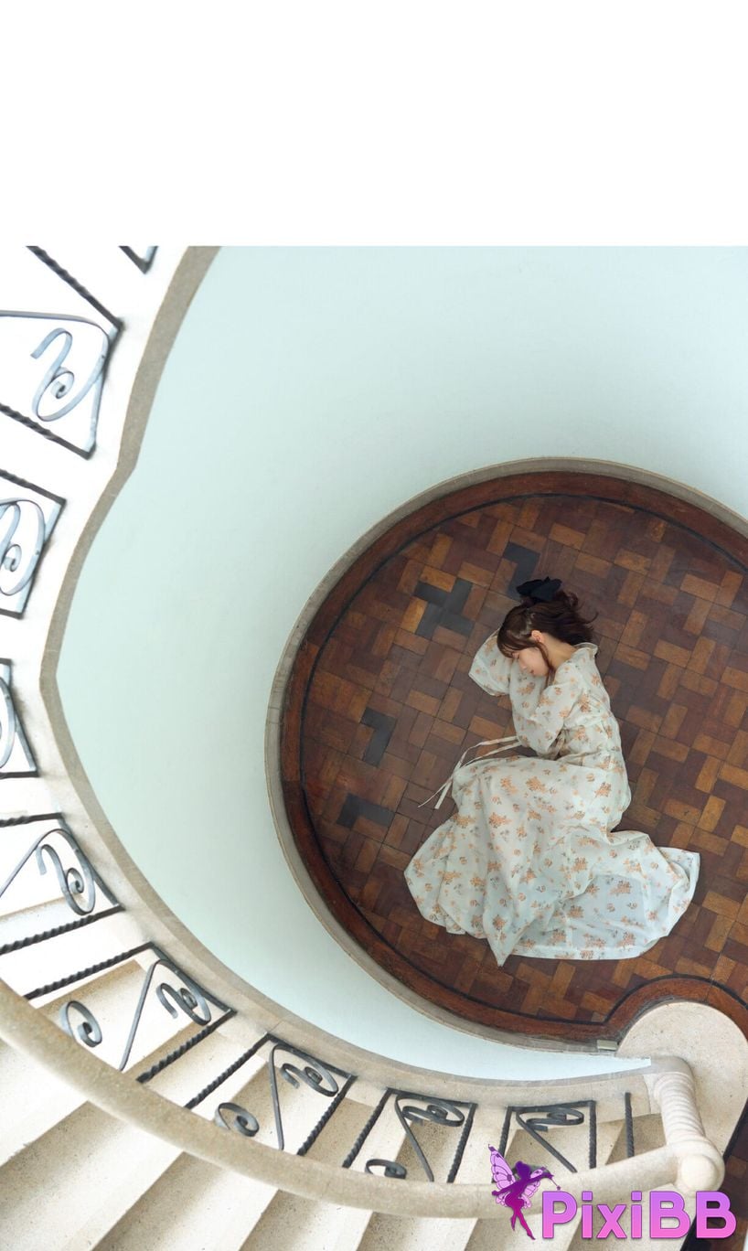 Japanese Idol Sayuri Date photo collection OVER My Girl PHOTO BOOK PixiBB.COM 076