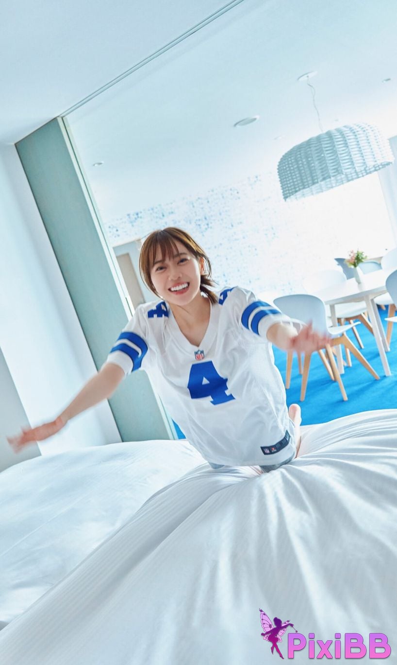 Japanese Idol Sayuri Date photo collection OVER My Girl PHOTO BOOK PixiBB.COM 079