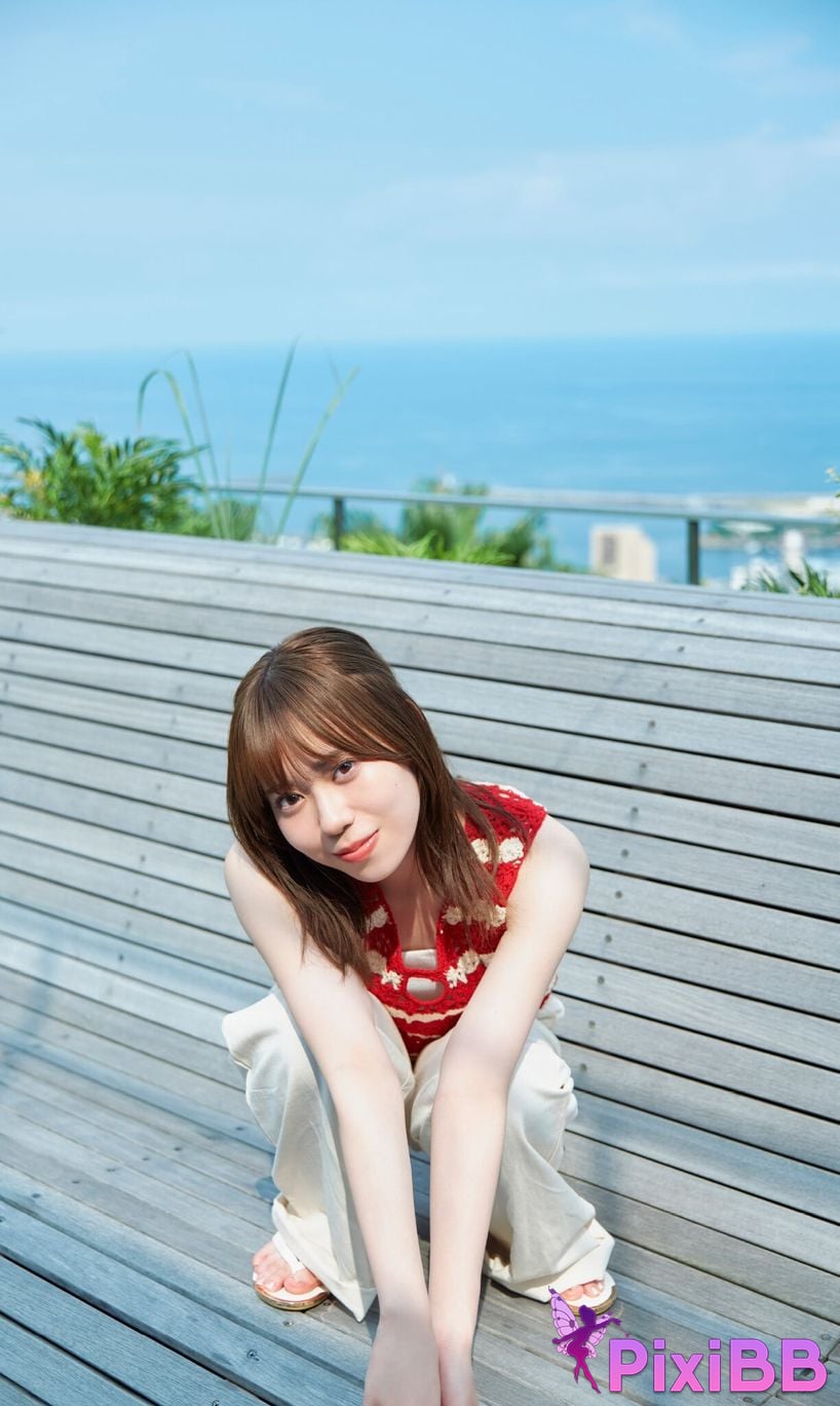 Japanese Idol Sayuri Date photo collection OVER My Girl PHOTO BOOK PixiBB.COM 089