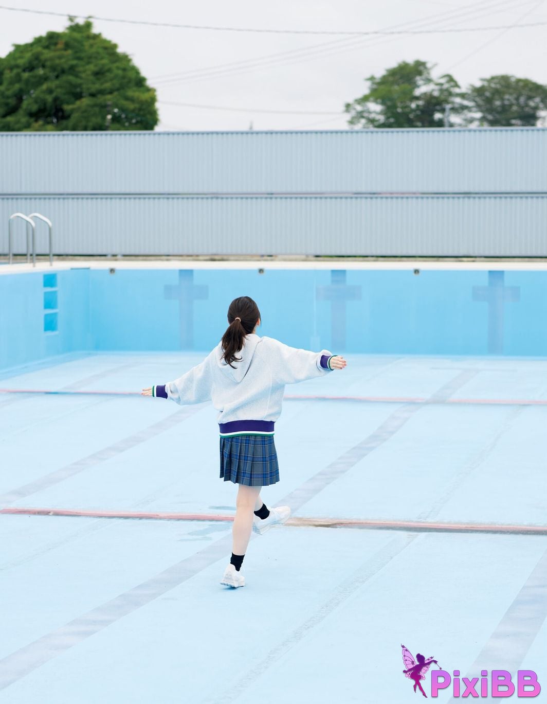 Japanese Idol Sayuri Date 1st photo collection Footprints PixiBB.COM 007