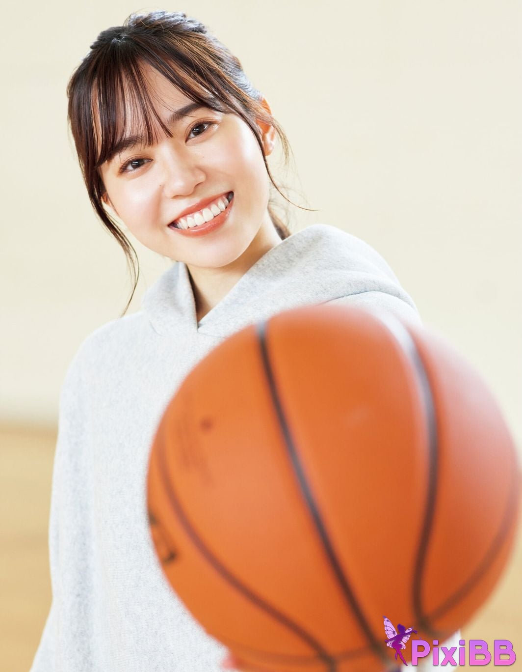 Japanese Idol Sayuri Date 1st photo collection Footprints PixiBB.COM 010