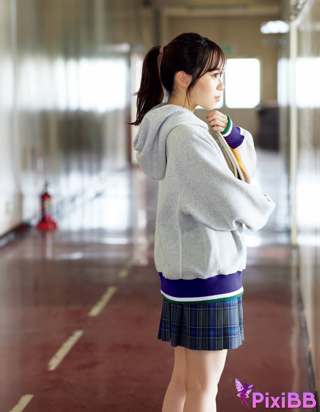 Japanese Idol Sayuri Date 1st photo collection Footprints PixiBB.COM 014