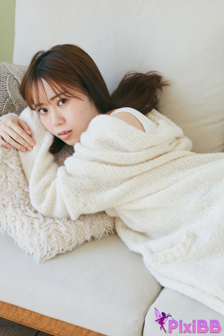 Japanese Idol Sayuri Date WHITE graph digital photo book PixiBB.COM 005