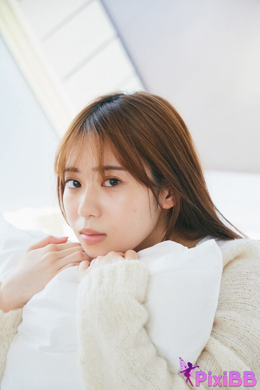 Japanese Idol Sayuri Date WHITE graph digital photo book PixiBB.COM 012