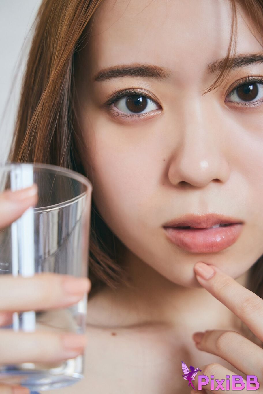 Japanese Idol Sayuri Date WHITE graph digital photo book PixiBB.COM 028