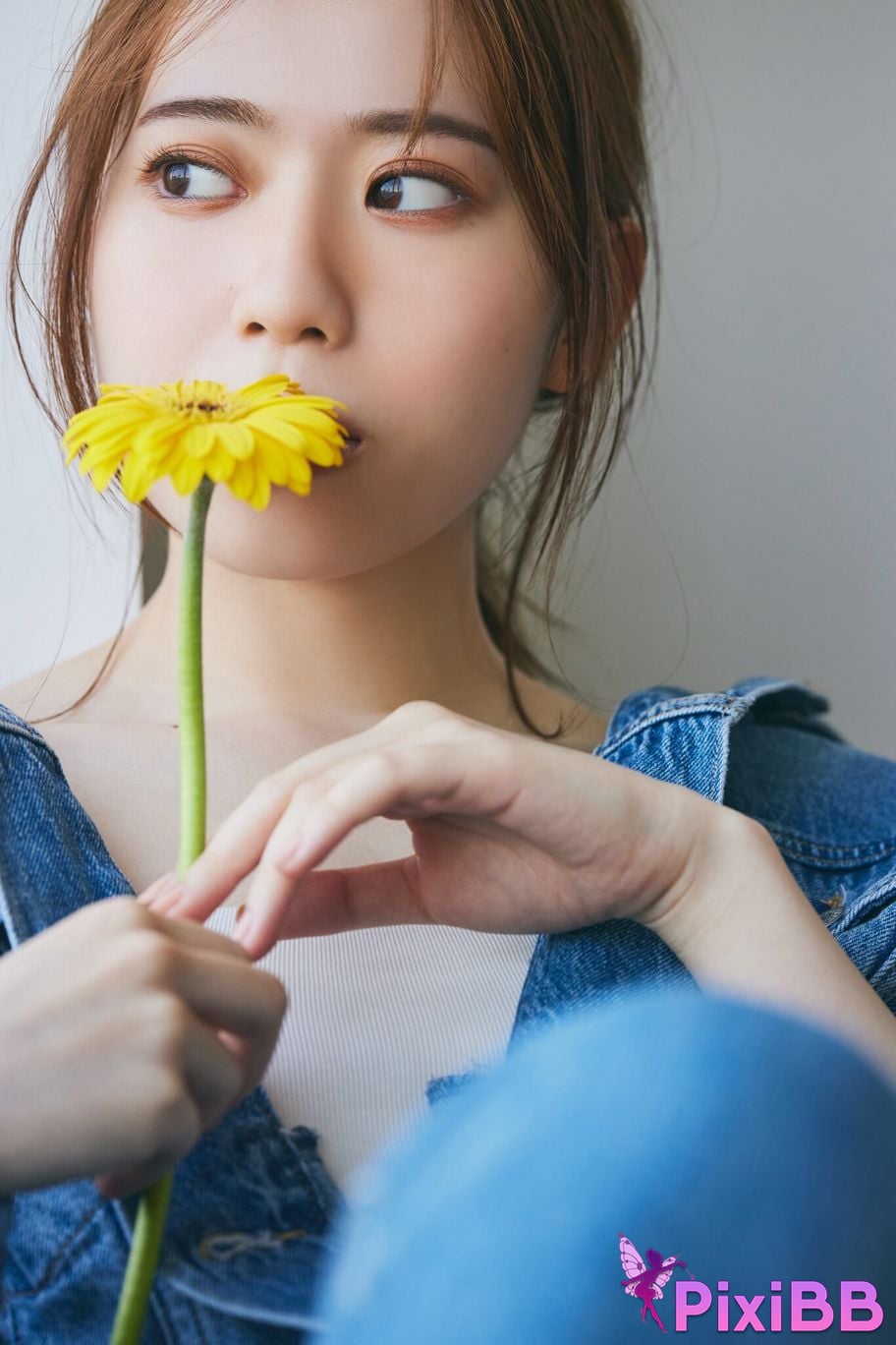 Japanese Idol Sayuri Date WHITE graph digital photo book PixiBB.COM 039