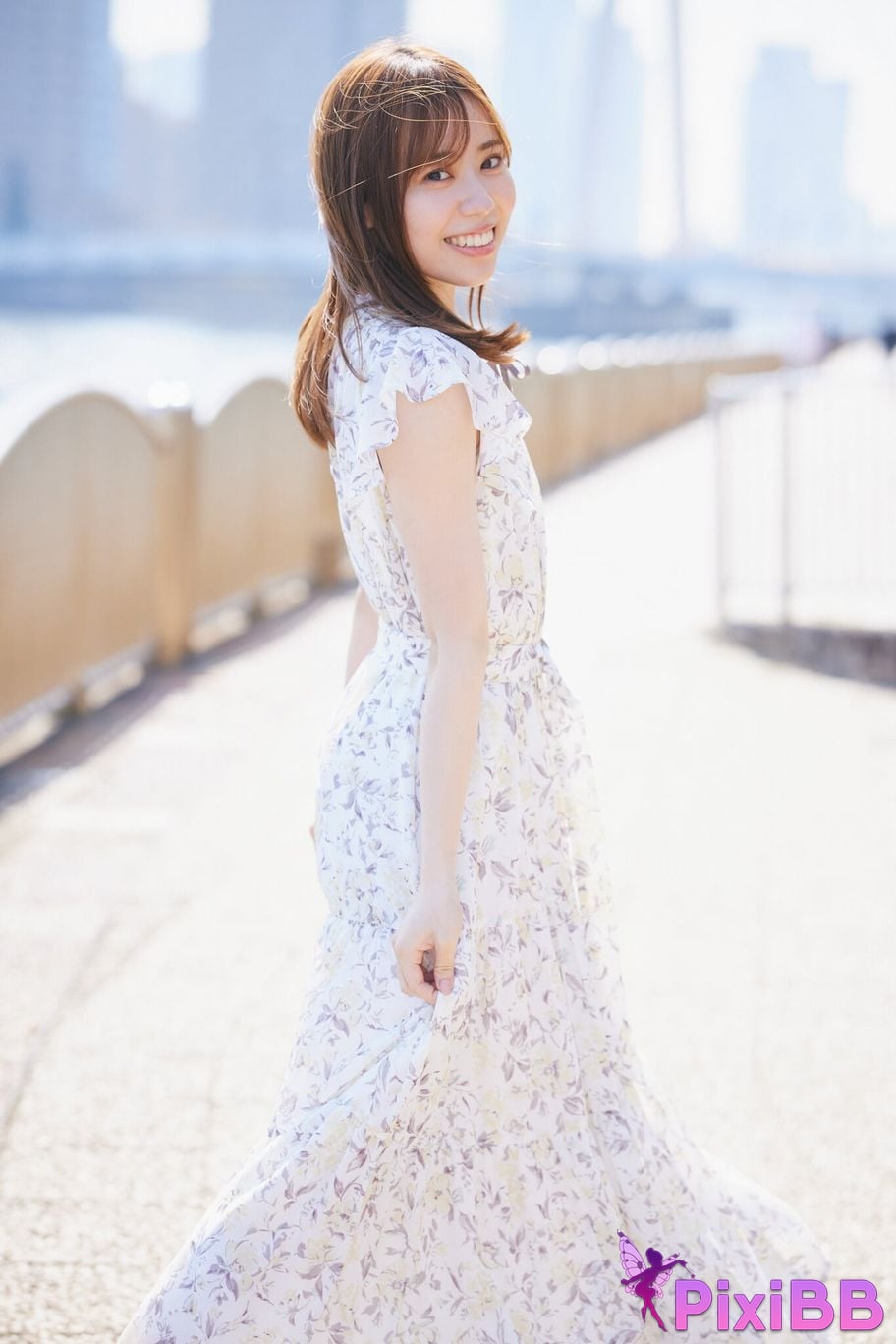 Japanese Idol Sayuri Date WHITE graph digital photo book PixiBB.COM 054