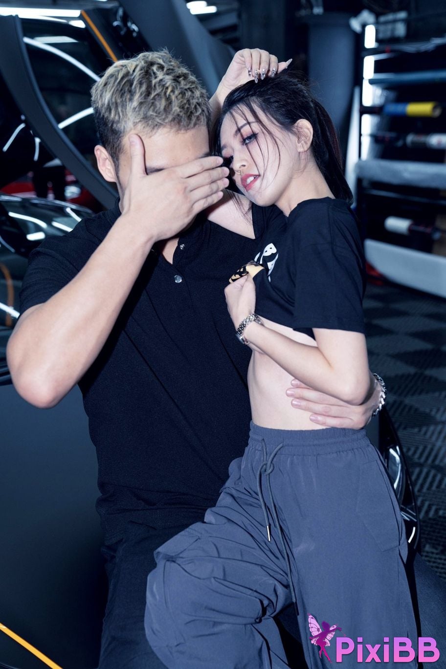 heart stealing cat vivi sister The best royal sisters outdoor seduction private shots in multiple scenes PixiBB.COM 090