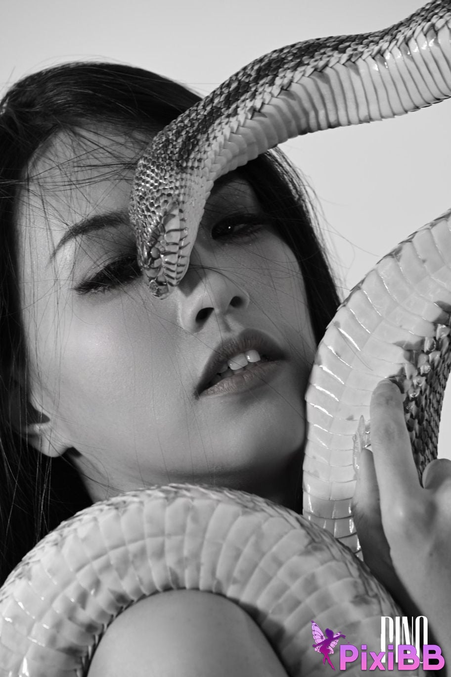 heart stealing cat vivi sister The best royal sisters outdoor seduction private shots in multiple scenes PixiBB.COM 191