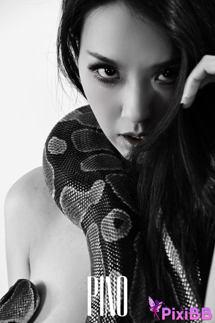 heart stealing cat vivi sister The best royal sisters outdoor seduction private shots in multiple scenes PixiBB.COM 193