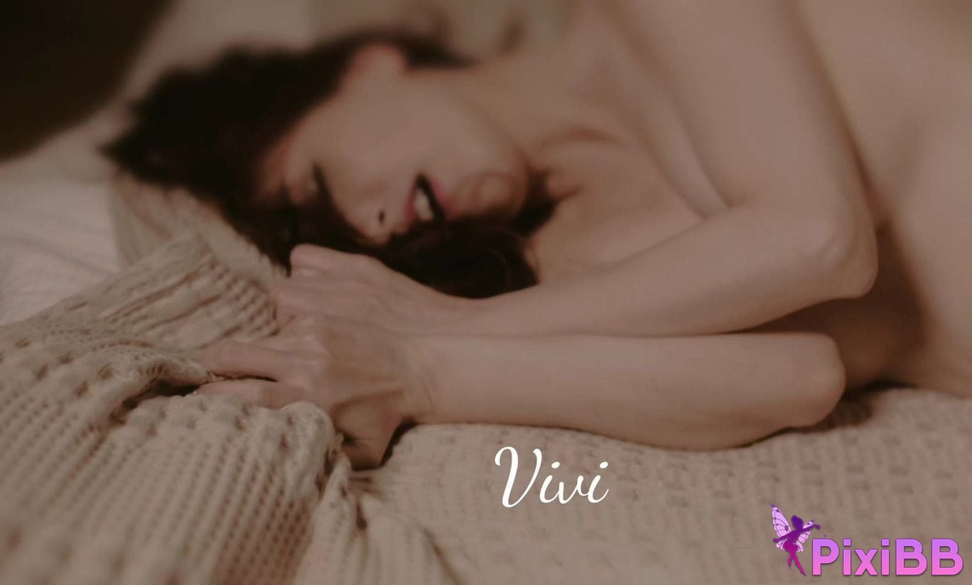 heart stealing cat vivi sister The best royal sisters outdoor seduction private shots in multiple scenes PixiBB.COM 219