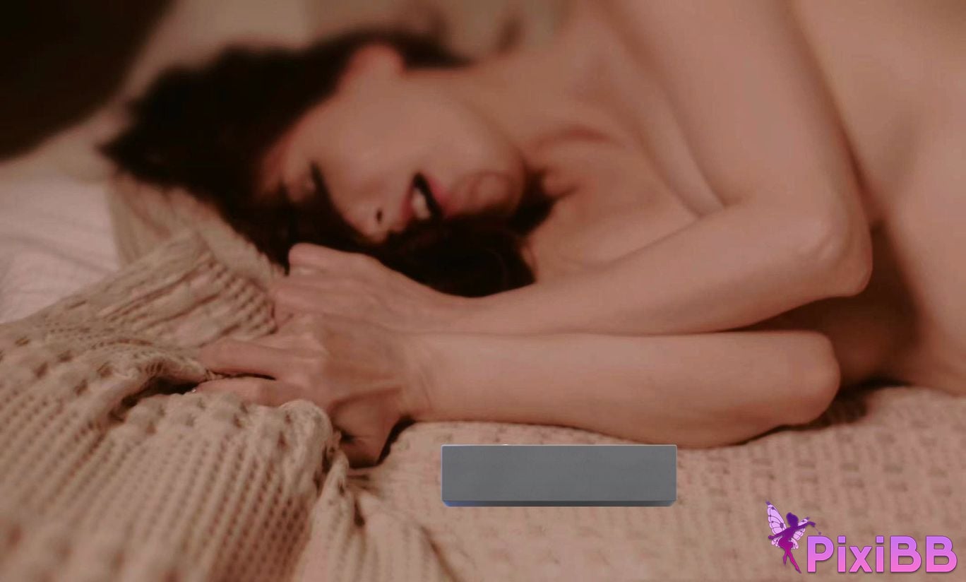 heart stealing cat vivi sister The best royal sisters outdoor seduction private shots in multiple scenes PixiBB.COM 282