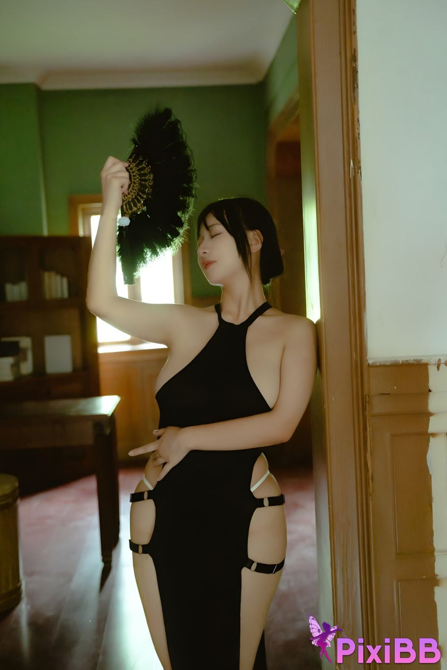 Cosplay Qian Anan Raised Black Pearl PixiBB.COM 001