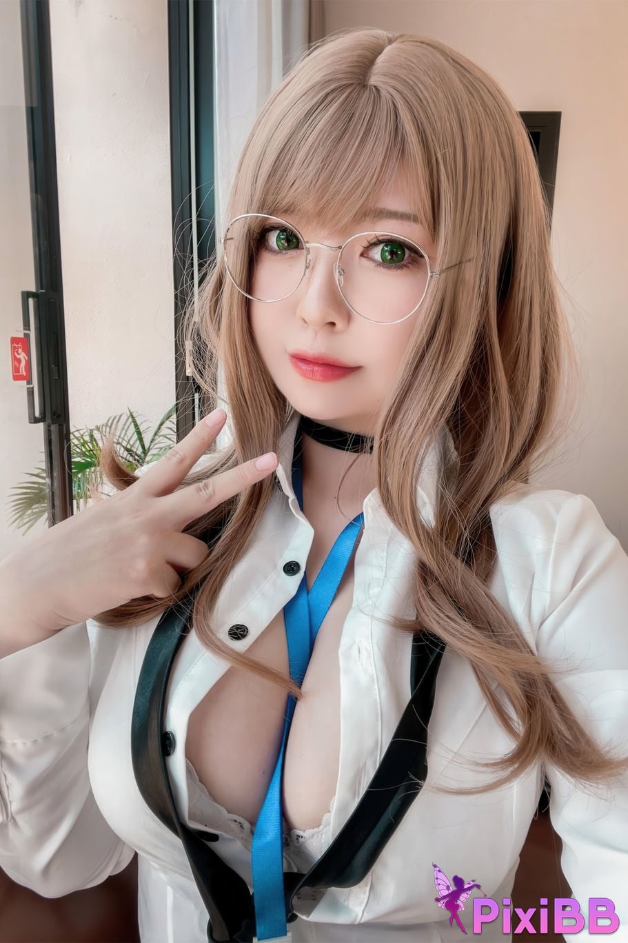 Cosplayer Half half son Nikke goddess of victory Emma Secretary PixiBB.COM 045