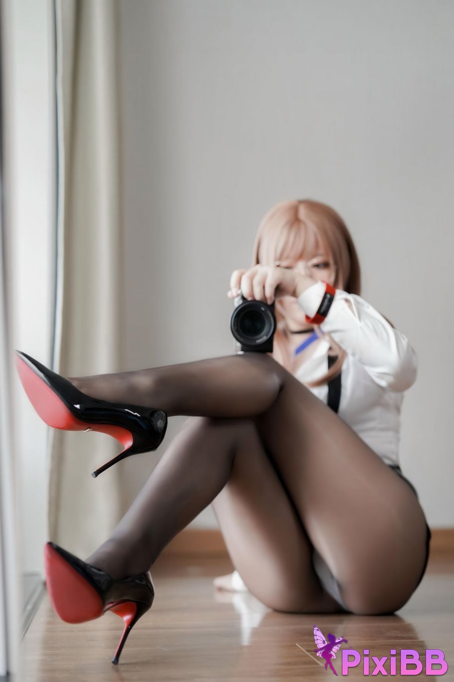 Cosplayer Half half son Nikke goddess of victory Emma Secretary PixiBB.COM 061