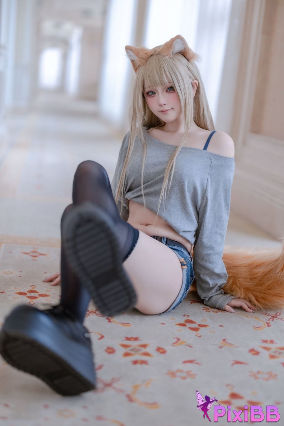 Cosplayer Island fish T1 PixiBB.COM 005