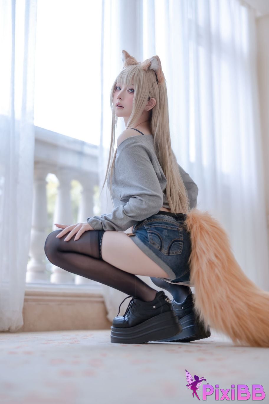 Cosplayer Island fish T1 PixiBB.COM 053