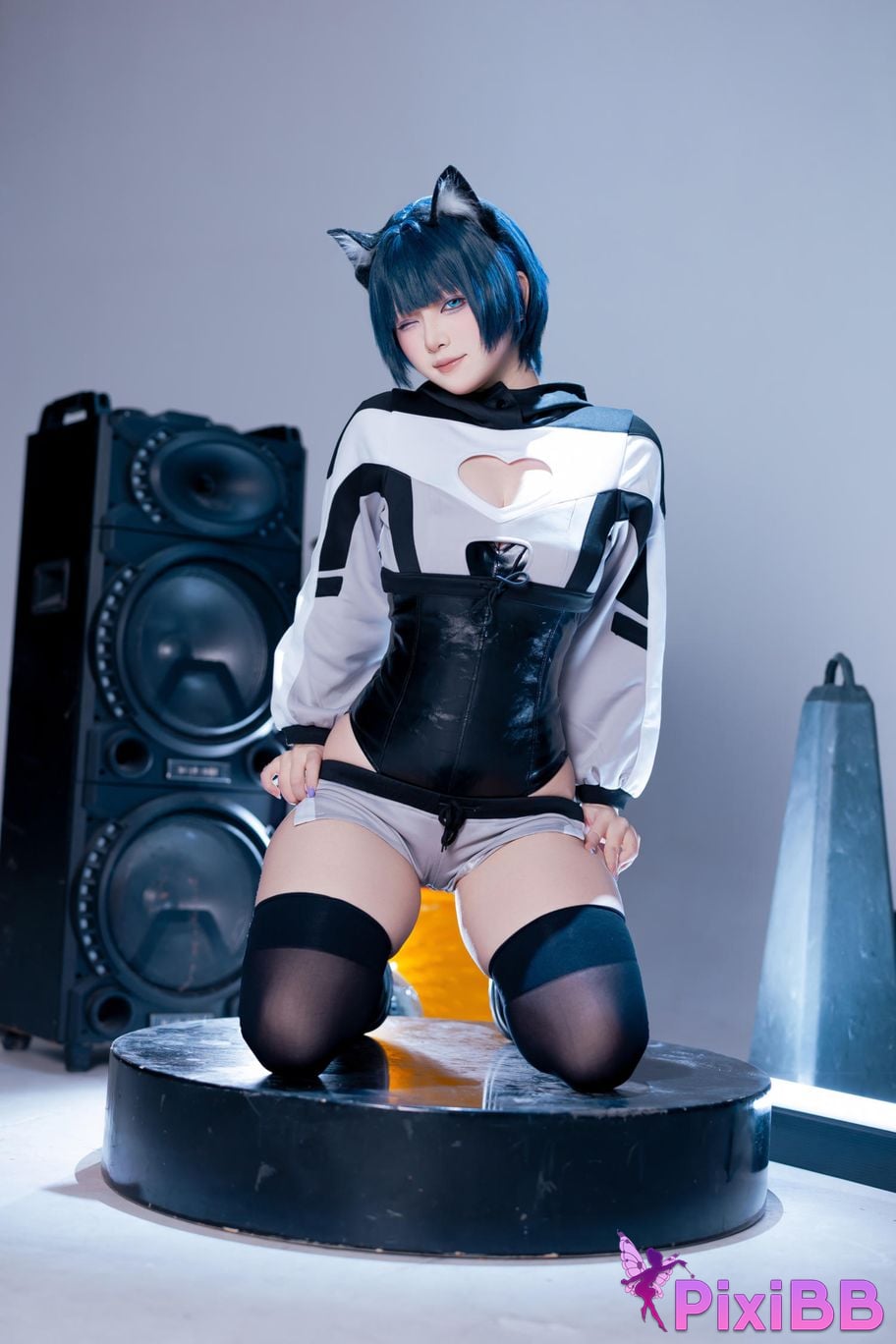 Cosplayer Yuyu Figure PixiBB.COM 003