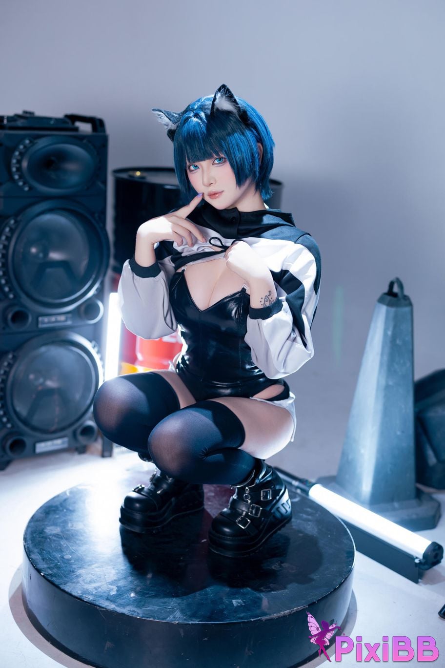 Cosplayer Yuyu Figure PixiBB.COM 027