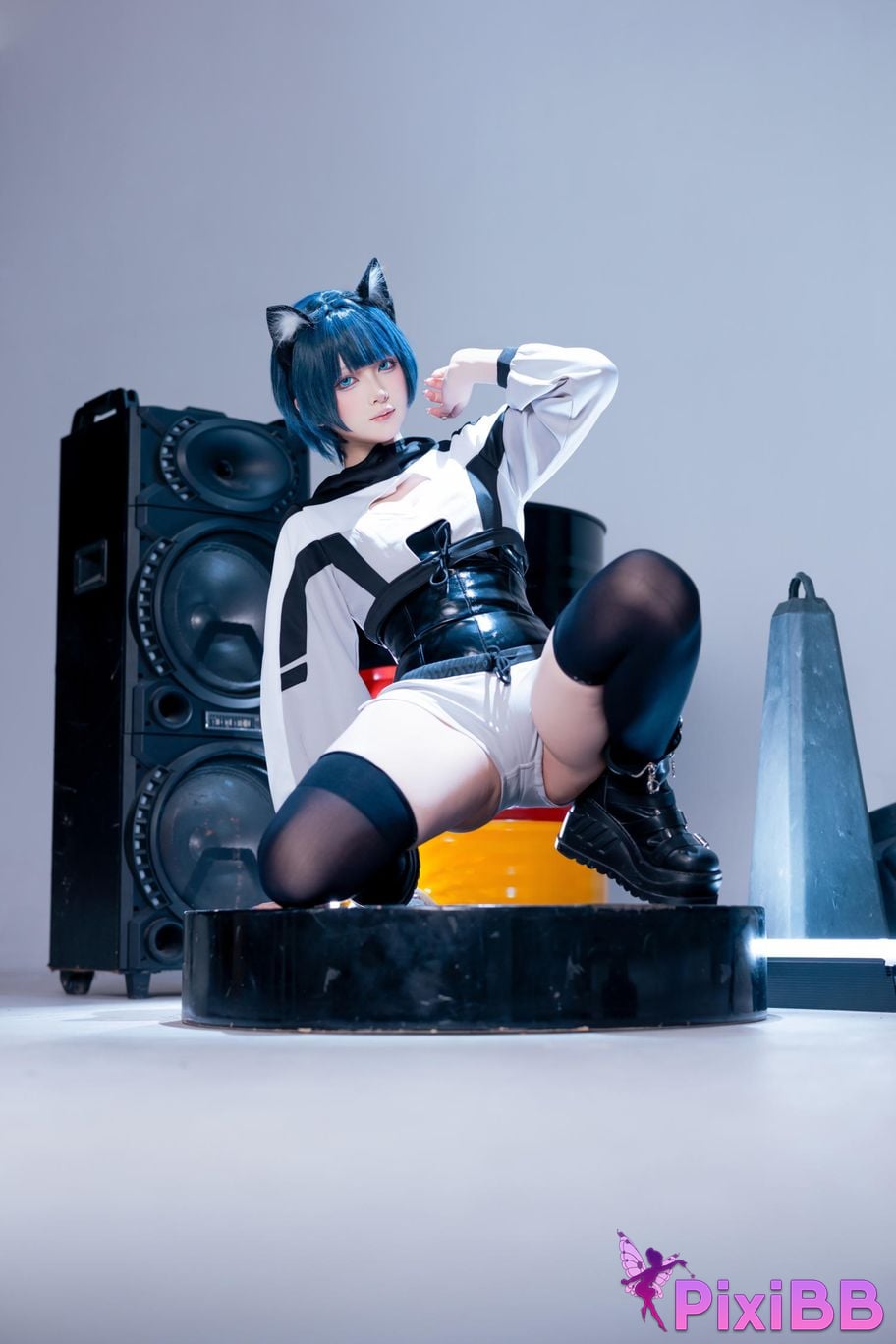 Cosplayer Yuyu Figure PixiBB.COM 028