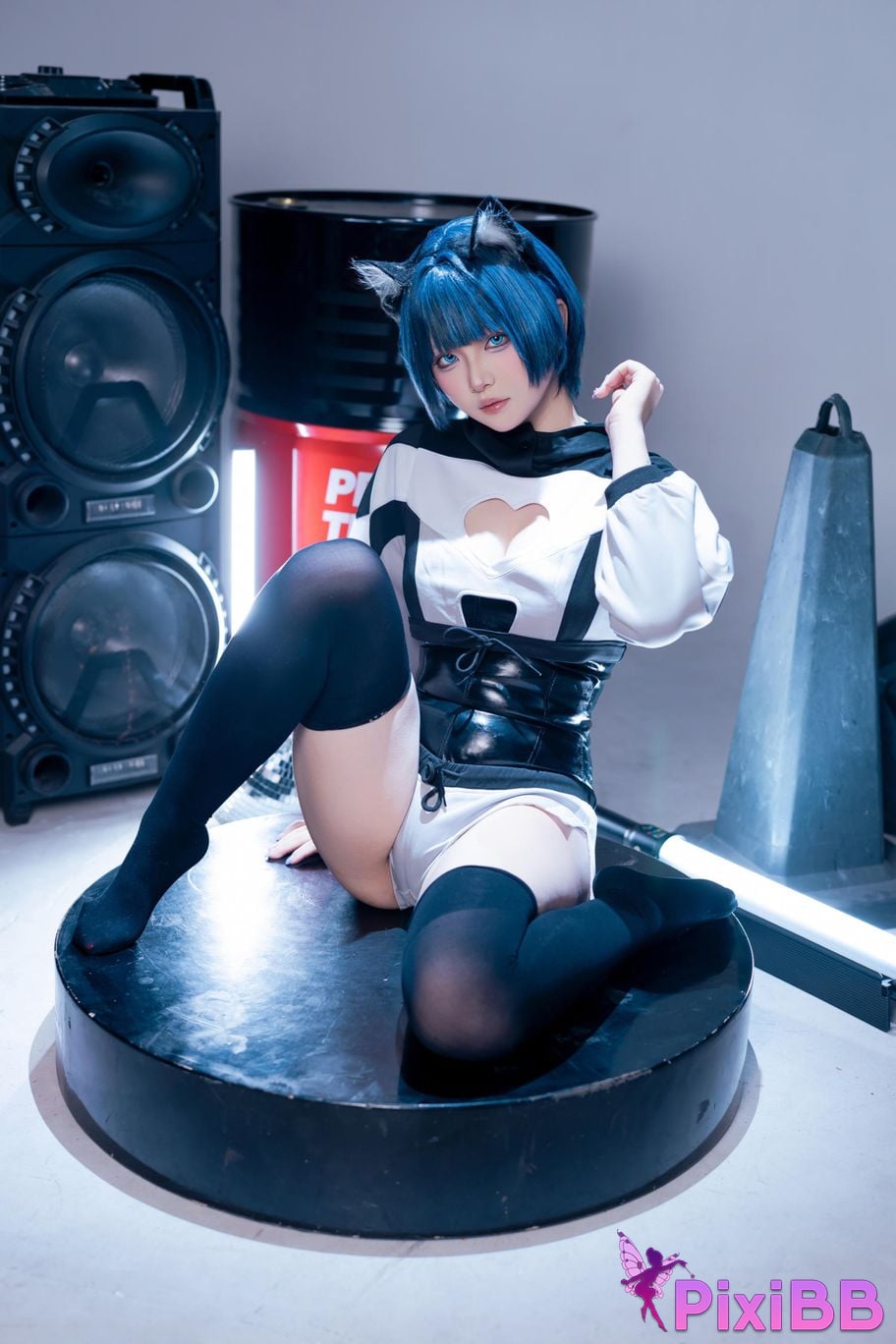 Cosplayer Yuyu Figure PixiBB.COM 070