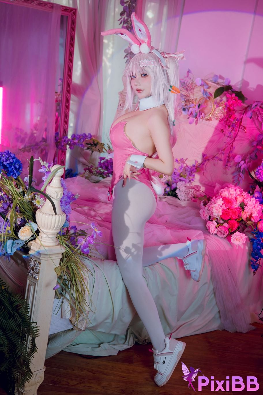 Is Cosplay a Bear Nikke Alice Bunny PixiBB.COM 042