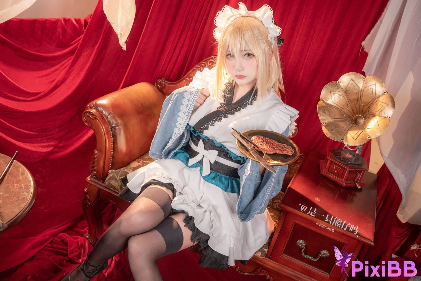 Coser Rongrongzi and Shi yi zhi xiong zai ma PixiBB.COM 045