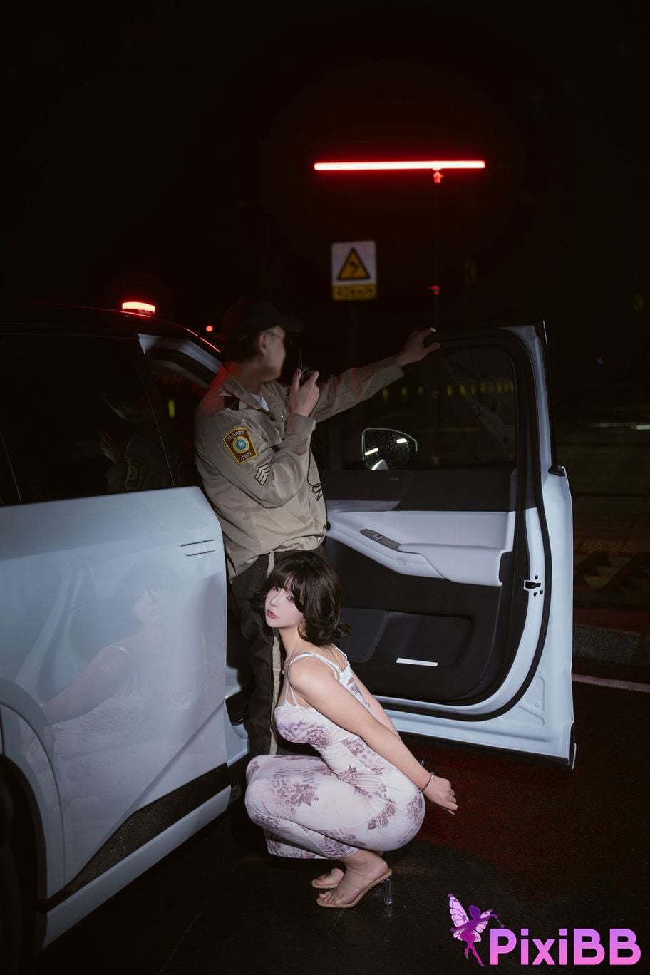 Cosplayer yuuhui Yuhui search warrant PixiBB.COM 040