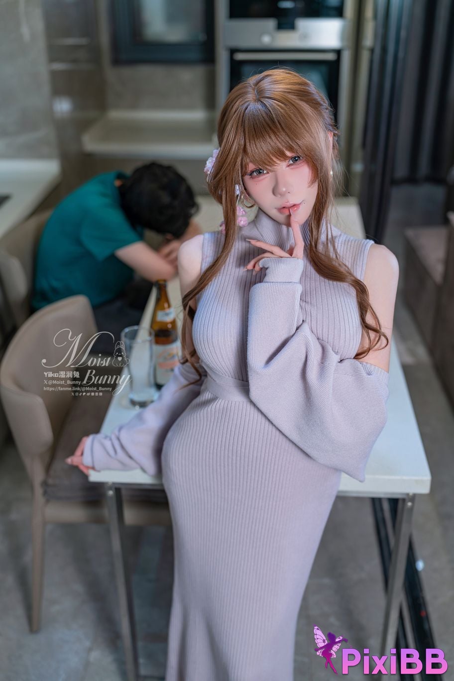 Cosplayer Sticky Dumpling Rabbit 2601 monthly works beside husband PixiBB.COM 035