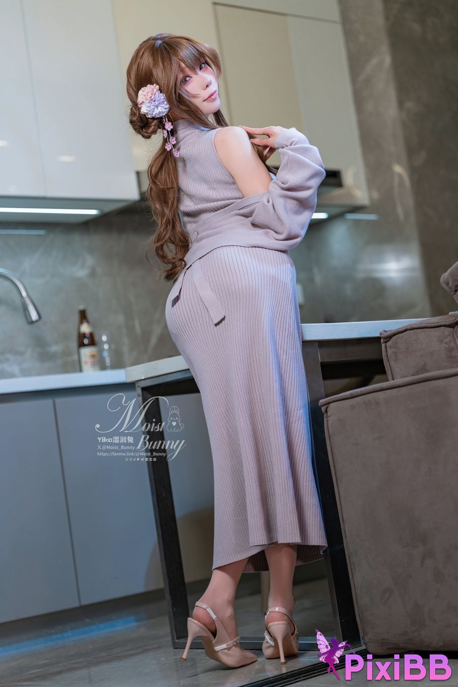 Cosplayer Sticky Dumpling Rabbit 2601 monthly works beside husband PixiBB.COM 058