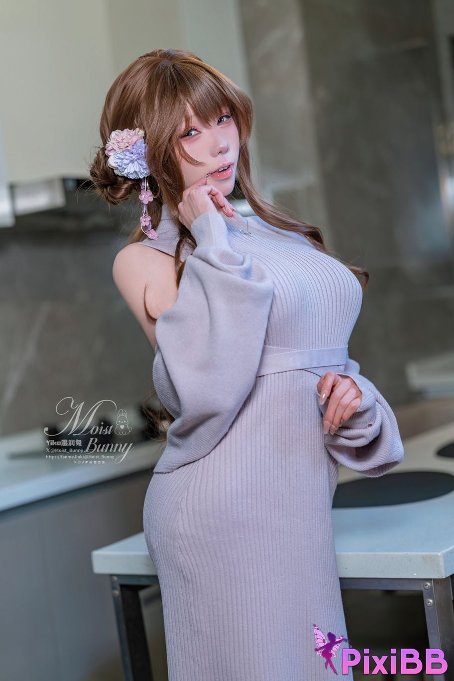 Cosplayer Sticky Dumpling Rabbit 2601 monthly works beside husband PixiBB.COM 069