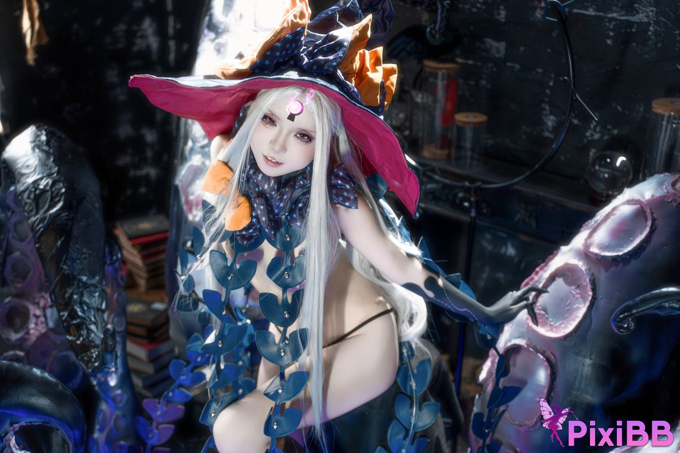 Cosplayer Zhiyue Etsu ko Abby breaks three times Abigail PixiBB.COM 005