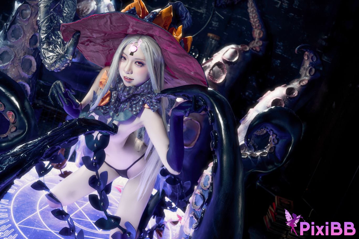 Cosplayer Zhiyue Etsu ko Abby breaks three times Abigail PixiBB.COM 017