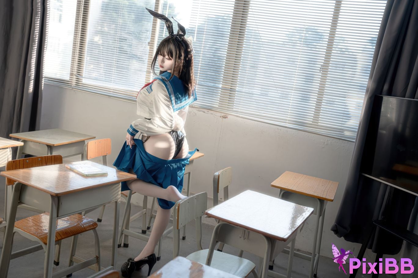 Cosplayer Zhiyue Etsu ko Sailor Suit Bunny Girl PixiBB.COM 018