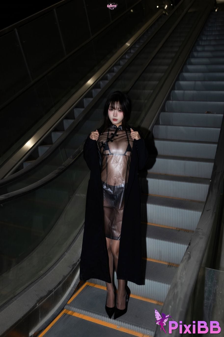 Cosplayer Qiqi be good Midnight encounter PixiBB.COM 004