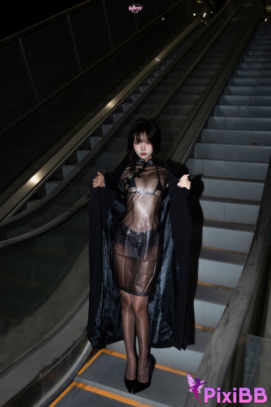 Cosplayer Qiqi be good Midnight encounter PixiBB.COM 005