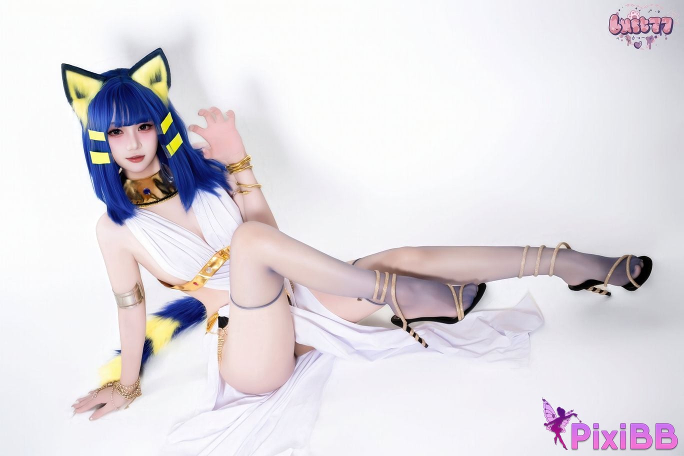 Cosplayer Qiqi be good egyptian cat PixiBB.COM 004
