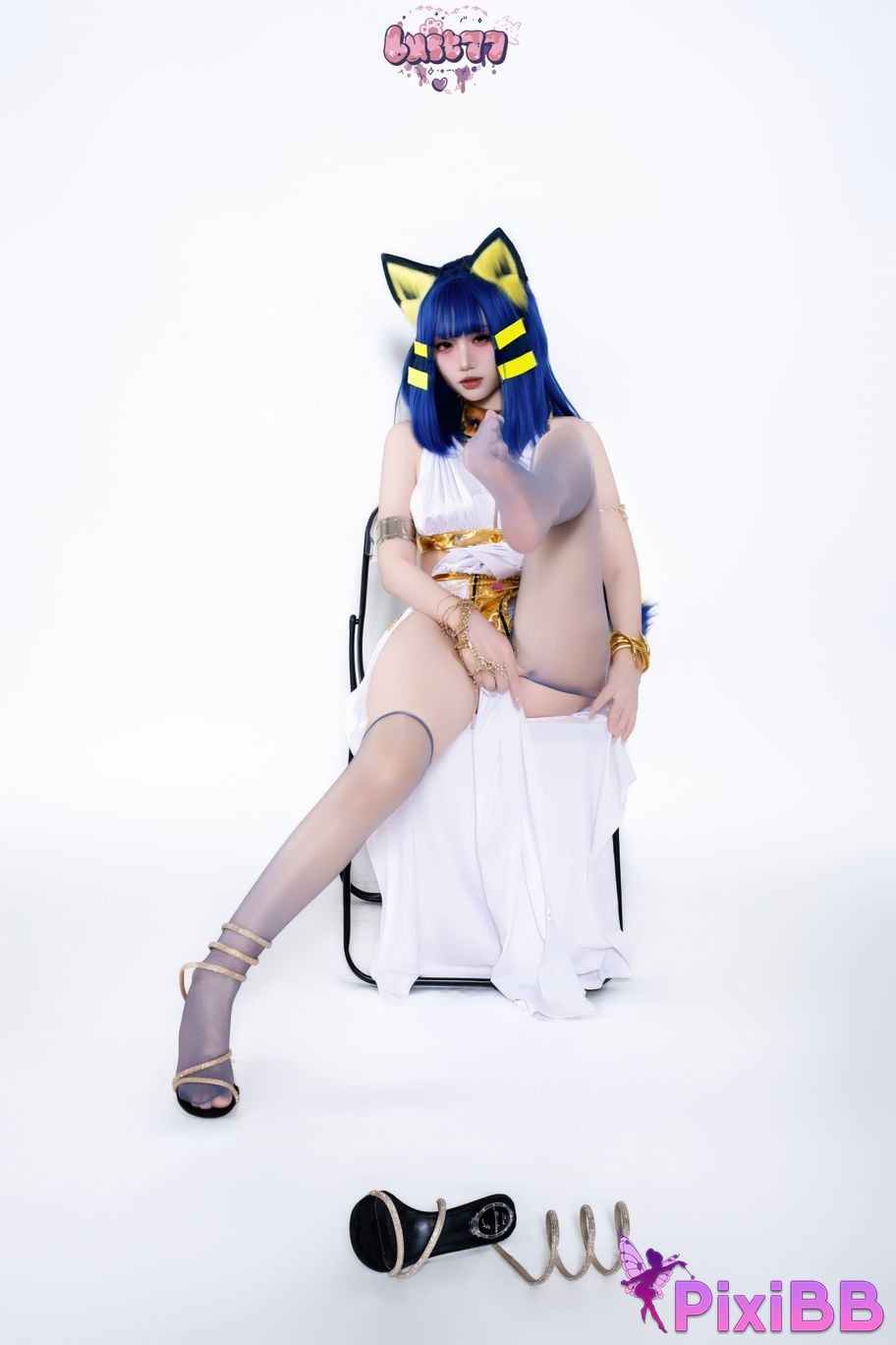 Cosplayer Qiqi be good egyptian cat PixiBB.COM 009