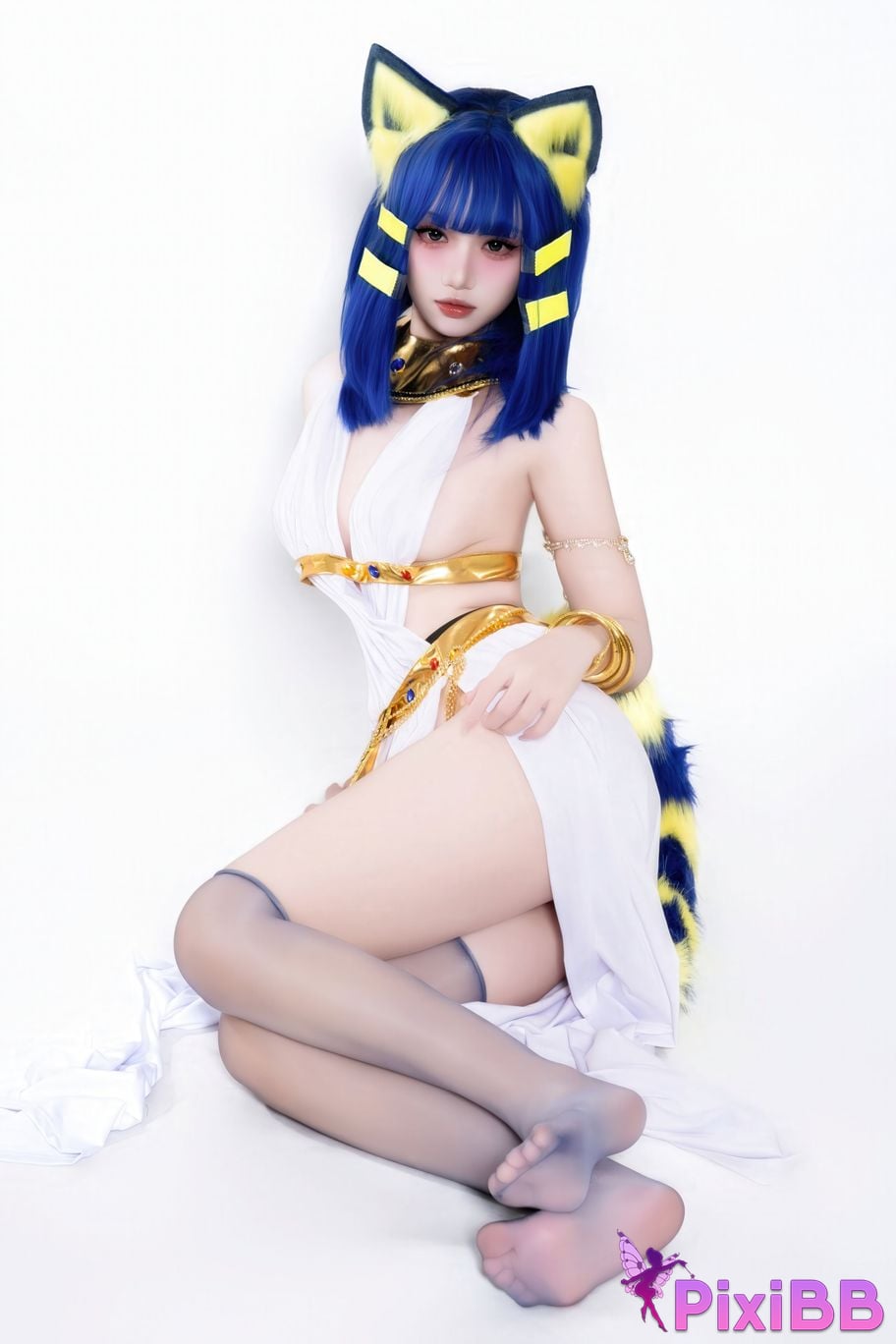 Cosplayer Qiqi be good egyptian cat PixiBB.COM 015