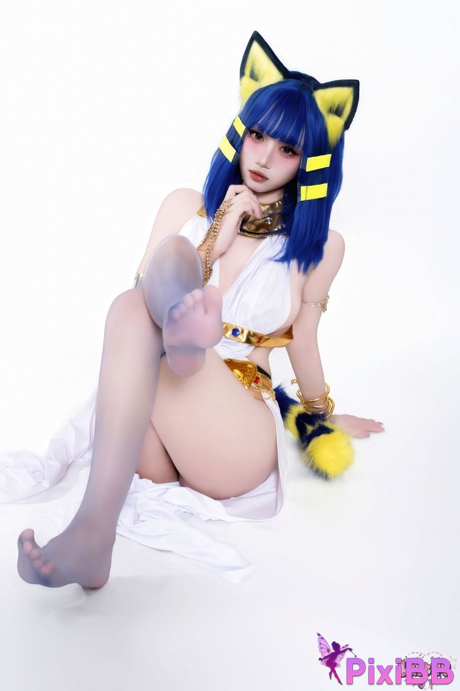 Cosplayer Qiqi be good egyptian cat PixiBB.COM 017